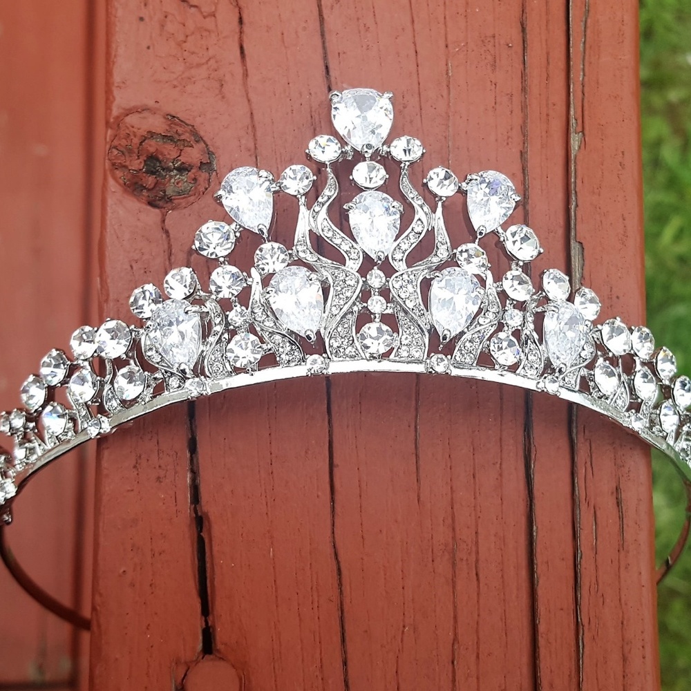 CZ Silver Plated CZ Bridal Tiara T-012